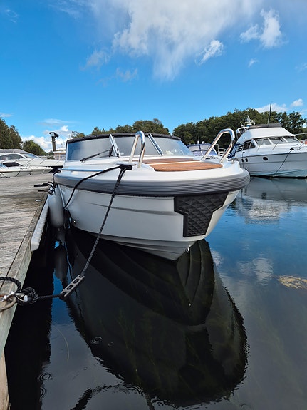 Ibiza 770 m/Yamaha V8 350HK inkl. Båtplass sommer 26 2 of 5