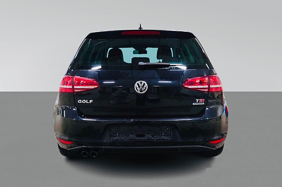 Volkswagen Golf 5 of 5