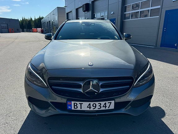 Mercedes-Benz C350 14 of 30