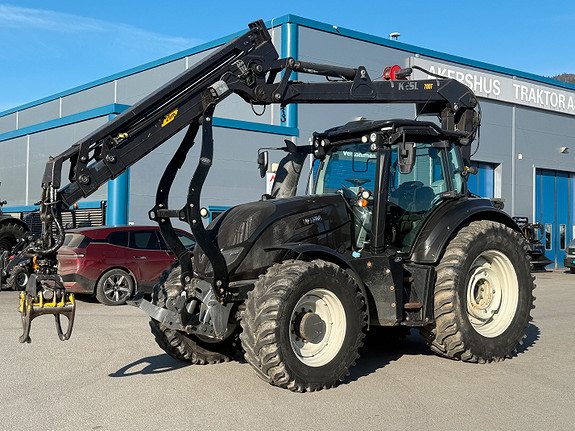 Valtra Skogens konge T 214D 2017, kr 1 370 000,-