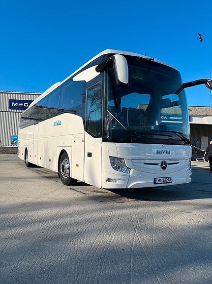 Mercedes-Benz Tourismo 2 of 5
