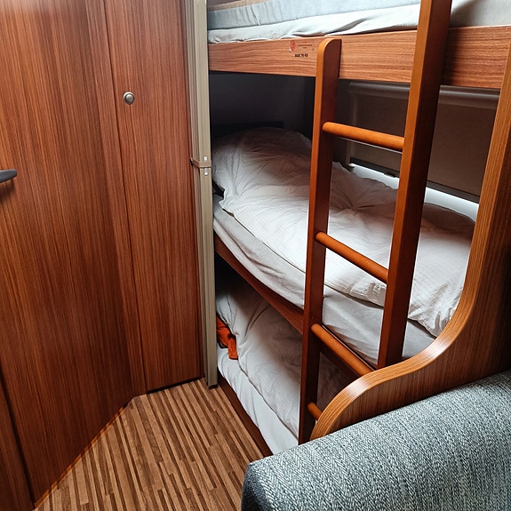 Adria Adora 563 pt 26 of 26