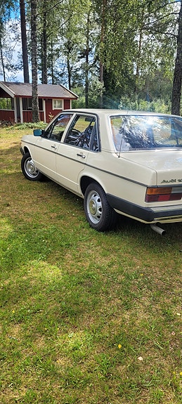 Audi 100 4 of 5