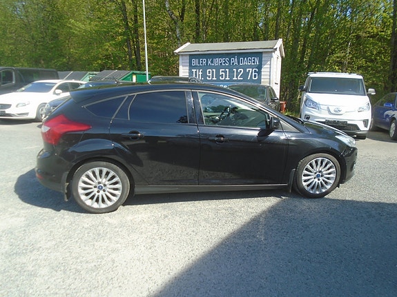 Ford Focus 5 of 5