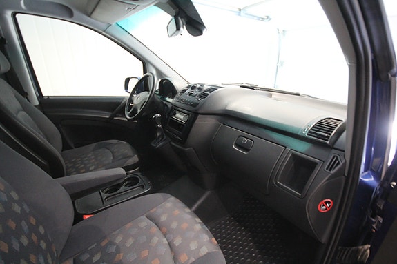 Mercedes-Benz Vito 113 11 of 23