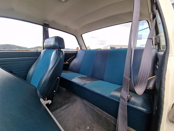 Volvo 142 22 of 30