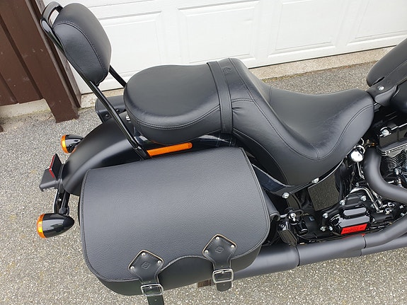 Harley-Davidson FLSS Softail Slim S 15 of 30