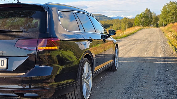Volkswagen Passat 15 of 30