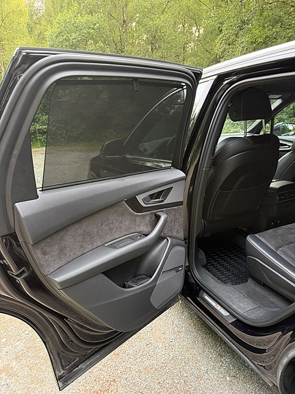 Audi Q7 24 of 24