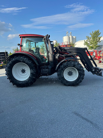 Valtra N174Dst med lav timestand, laster og 1 års bruktforsikring! 2018, kr 1 069 000,-