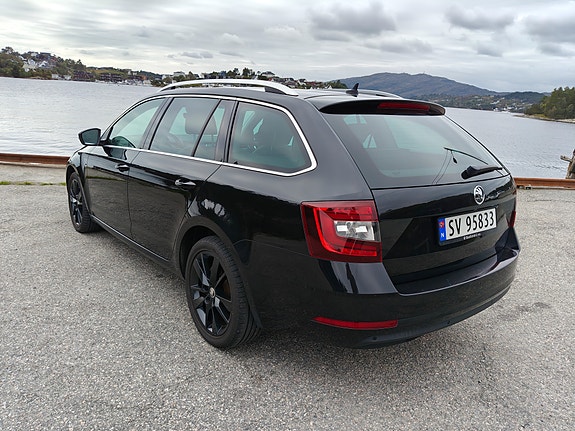 Skoda Octavia 3 of 21