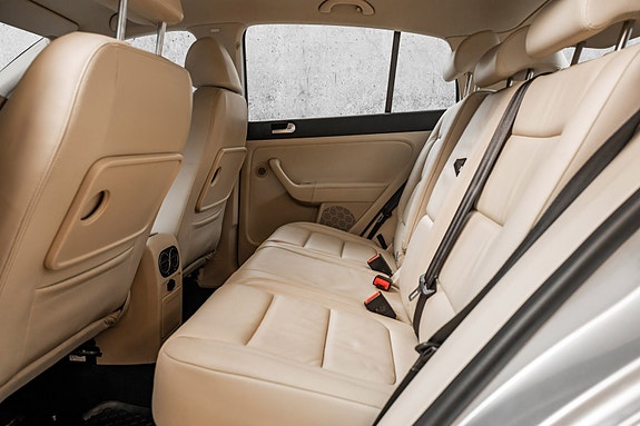 Volkswagen Golf Plus 13 of 27