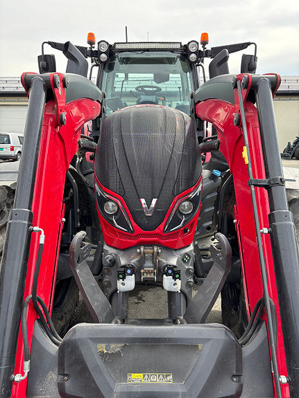 Valtra T174E Direct, GPS cm, Fronthydraulikk, laster 2019, kr 1 423 000,-