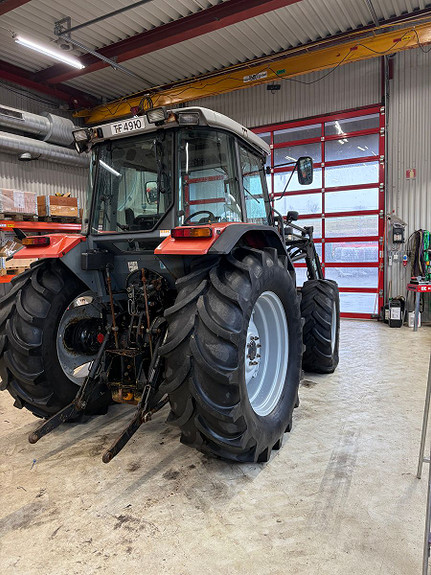Massey Ferguson 4255 2001, kr 265 000,-