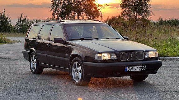 Volvo 850 3 of 5