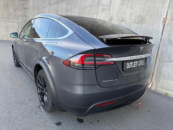 Tesla Model X 5 of 5