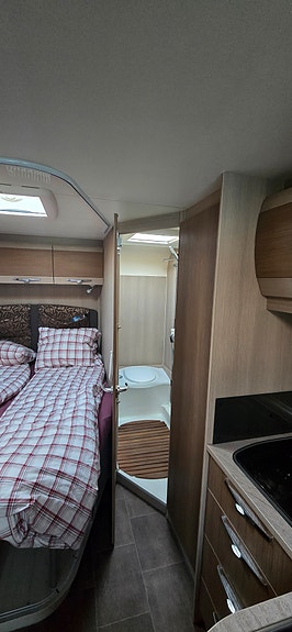 Bürstner 660 moonlight nexxo - solpanel - Gulvvarme- nye seter stort kjøleskap 6 of 30