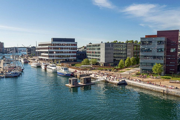 Vi har kontorer på Marineholmen i Bergen