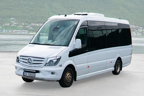 "Med Nord-Norges vakre omgivelser som arbeidsplass og moderne minibusser som verktøy – kan du gjøre en forskjell hver dag."