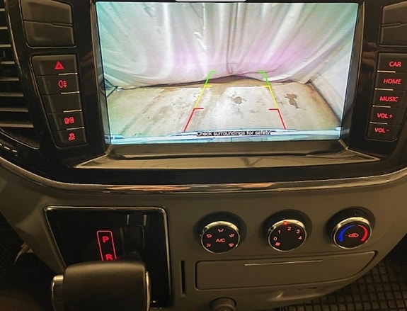 Maxus ev80 19 of 20
