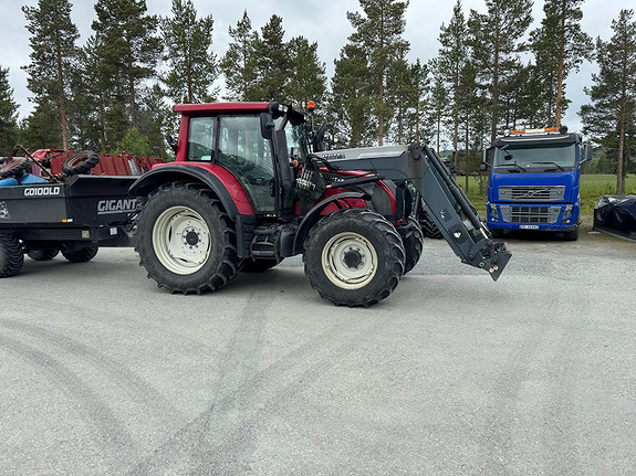 Valtra N122 2010, kr 440 000,-
