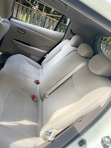 Nissan Leaf 10 of 14