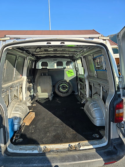 Volkswagen Transporter 6 of 8