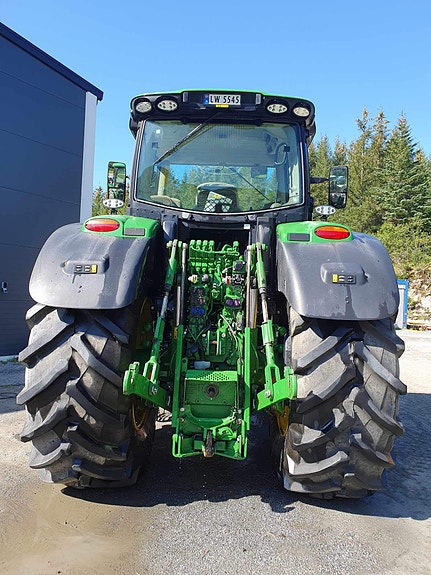 John Deere 6250R 12 of 18