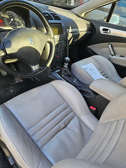 Peugeot 407 3 of 4