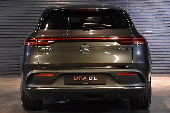 Mercedes-Benz EQC400 8 of 26