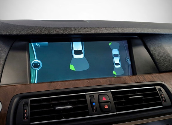 BMW 523i 23 of 30
