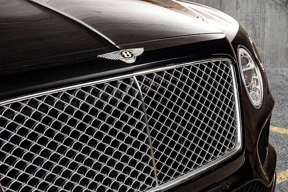 Bentley Bentayga 7 of 30