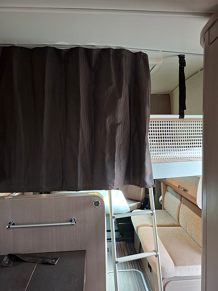 Adria Matrix Supreme SL 12 of 16