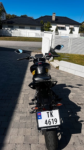 VOGE 125 R 6 of 17