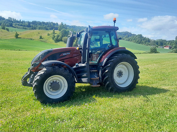 Valtra T234D m/TWIN TRAC 2017, kr 900 000,-