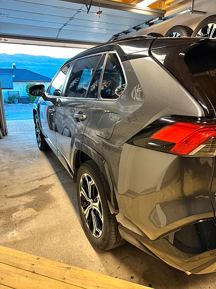 Toyota RAV4 19 of 19