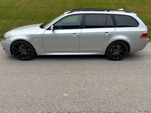 BMW 550i 3 of 15