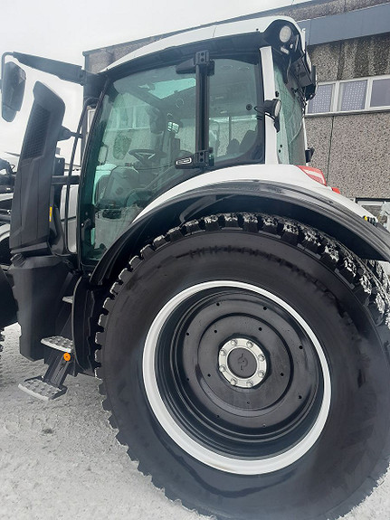 Valtra T235 Direct 2024, kr 1 990 000,-