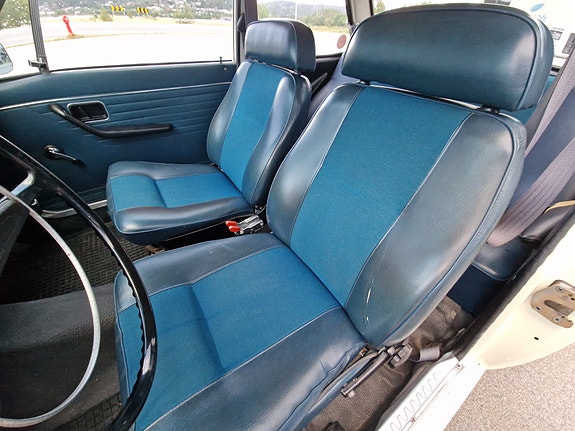 Volvo 142 20 of 30