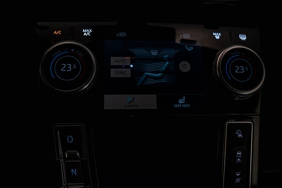 Jaguar I-PACE 19 of 30