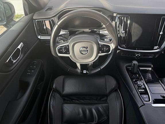 Volvo S60 21 of 30