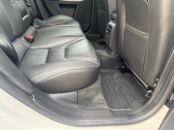 Volvo S60 15 of 30