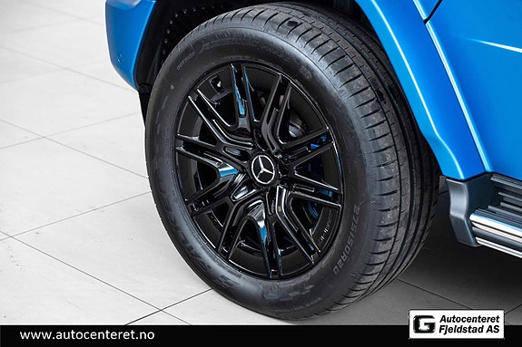 Mercedes-Benz 8 of 28