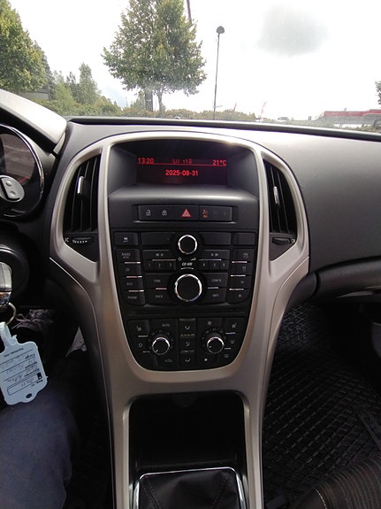 Opel Astra 29 of 30