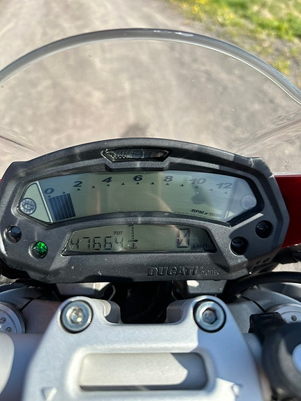 Ducati Monster 796 6 of 6
