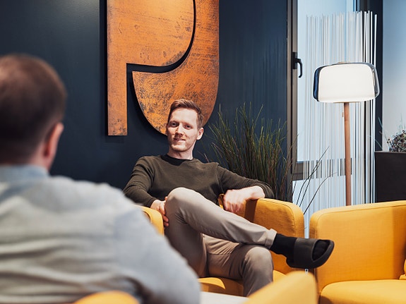 Bjørnar er den hyggelige IT-sjæfen vår og han gleder seg til å få en ny kollega på elektroavdelingen