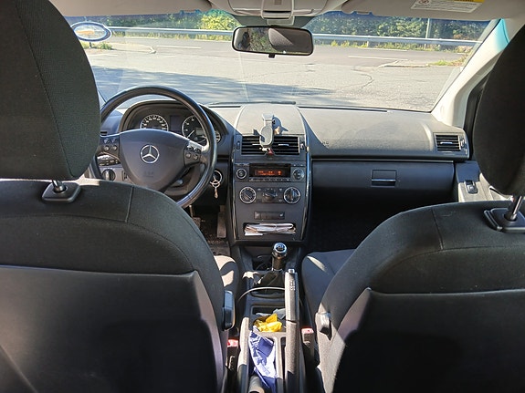 Mercedes-Benz A150 13 of 16