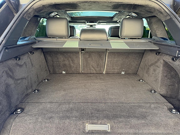 Land Rover Range Rover Sport 17 of 23