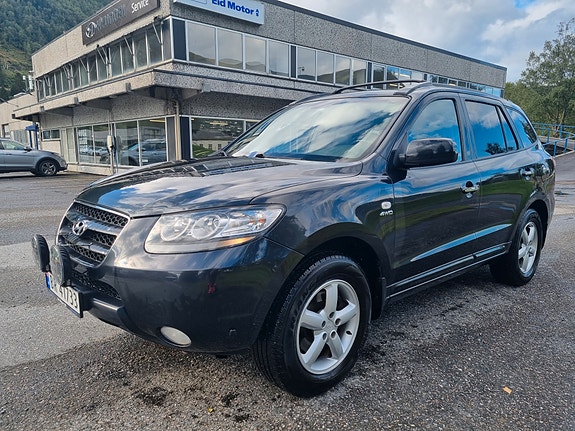 Hyundai Santa Fe 5 of 5
