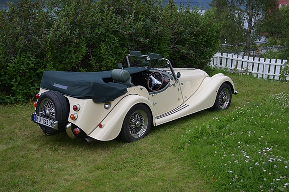 Morgan Plus 4 2 of 29